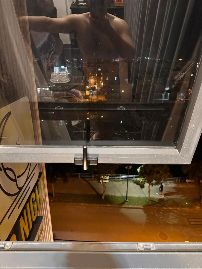 Mid Night Hotel Can Tho Exterior foto